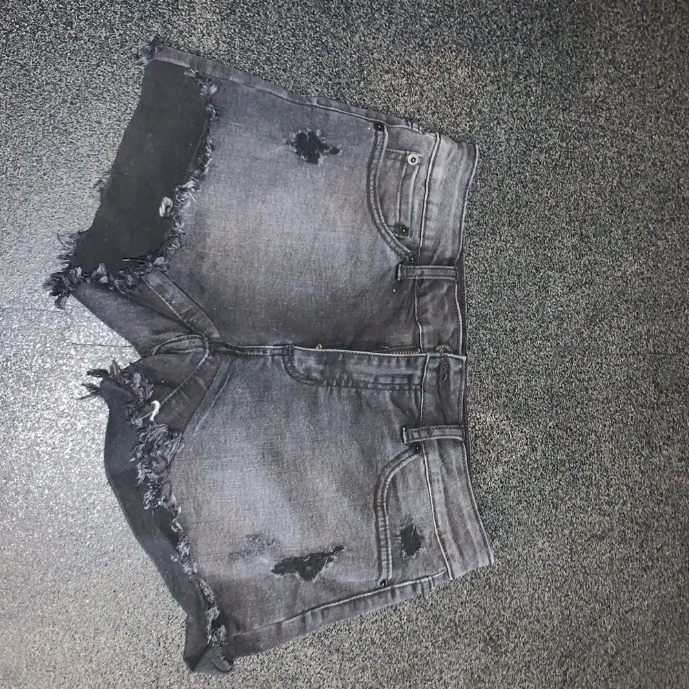 Women’s light black wash jean shorts